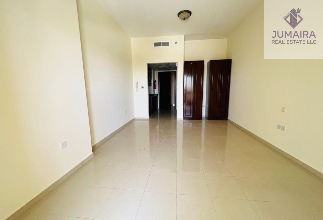 Studio for Sale | Royal Breeze | Sea View | Mid Fl