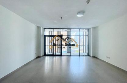 Apartment - Studio - 1 for rent in Dubai Wharf Tower 2 - Dubai Wharf - Al Jaddaf - Dubai