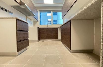 Apartment - 3 Bedrooms - 4 Bathrooms for rent in Awqaf Tower - Al Khalidiya - Abu Dhabi Apartment - 3 Bedrooms - 4 Bathrooms for rent in Awqaf Tower - Al Khalidiya - Abu Dhabi