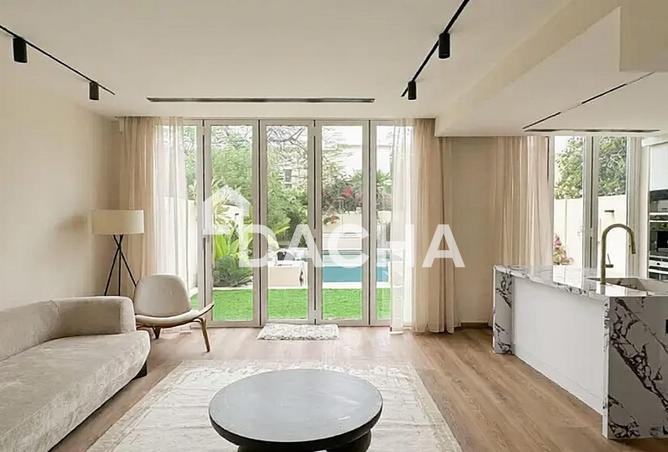 74637301 - Property Image 3