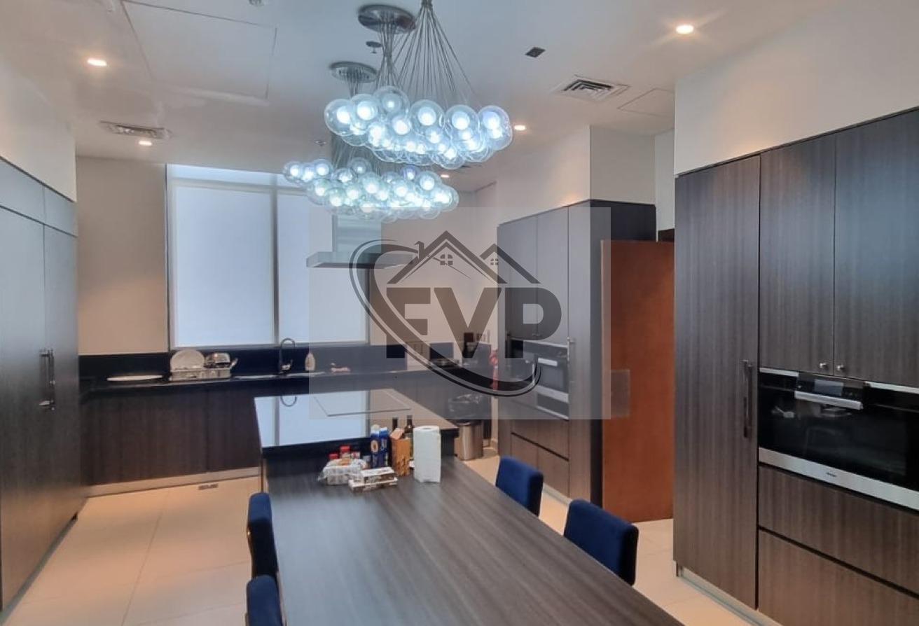 5 BR Penthouse in Business Bay with Private Pool photo 12