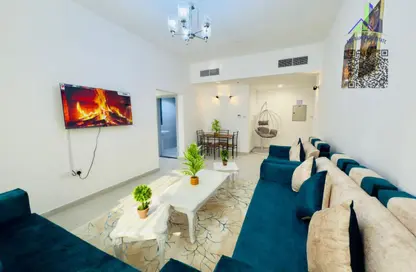 Apartment - 1 Bedroom - 2 Bathrooms for rent in Corniche Tower - Ajman Corniche Road - Ajman