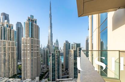 Apartment - 2 Bedrooms - 3 Bathrooms for rent in Vida Residence Downtown - Downtown Dubai - Dubai