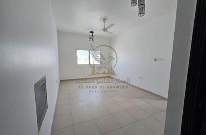 Apartment - 1 - 2 for rent in Al Qulaya'ah - Al Sharq - Sharjah Apartment - 1 - 2 for rent in Al Qulaya'ah - Al Sharq - Sharjah
