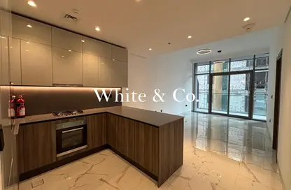 شقة - غرفة نوم - 2 حمامات للبيع في رويال ريجينسي - الخليج التجاري - دبي