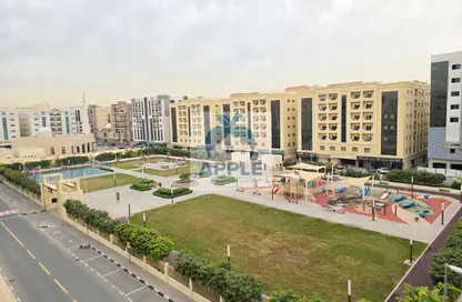 شقة - غرفة نوم - 2 حمامات للايجار في تجارية مويلح - الشارقة