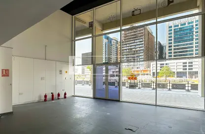 Shop - Studio - 1 Bathroom for rent in Capital Golden Tower - Business Bay - Dubai