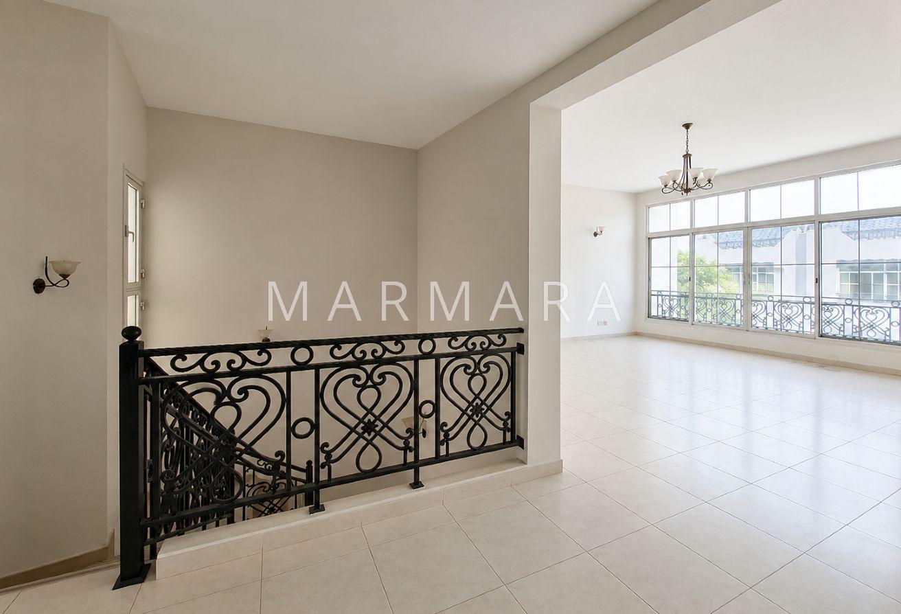 Amazing 4-Bed Villa | Garden | Shared Pool photo 15