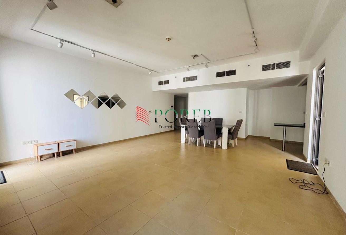 Partial Sea View | Huge 1BR | Vacant end of July photo 8