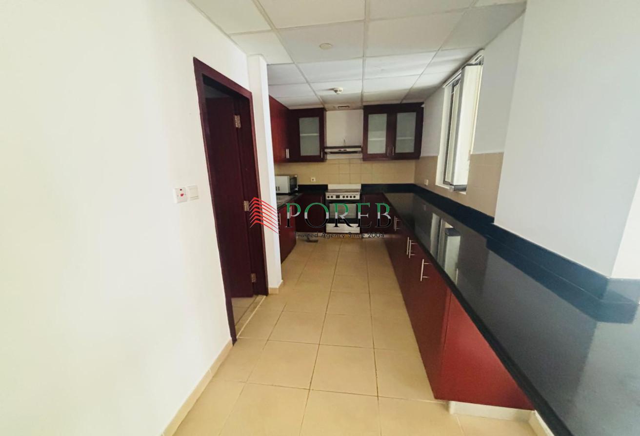 Partial Sea View | Huge 1BR | Vacant end of July photo 9