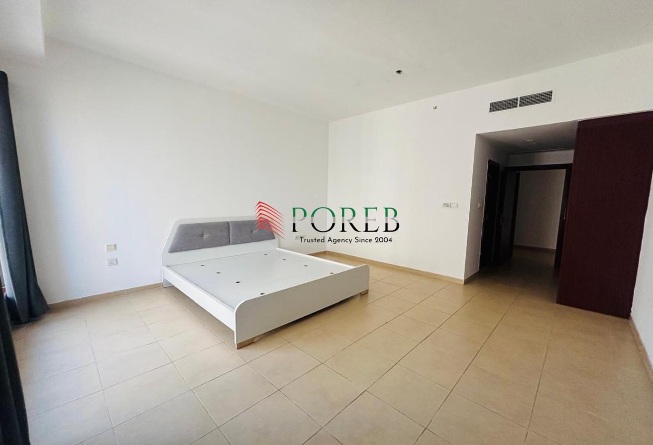 Partial Sea View | Huge 1BR | Vacant end of July photo 5