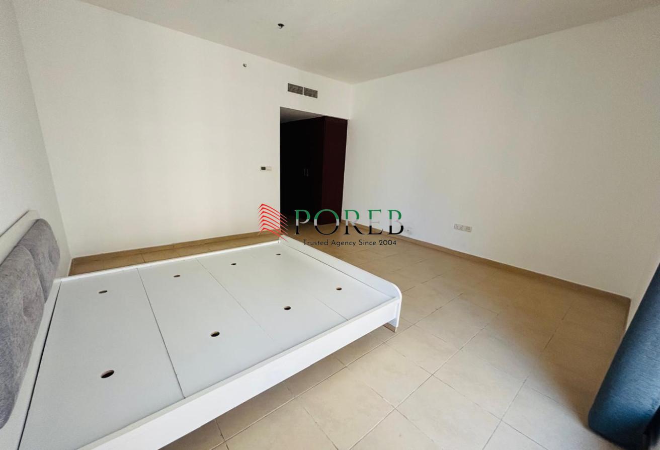 Partial Sea View | Huge 1BR | Vacant end of July photo 15