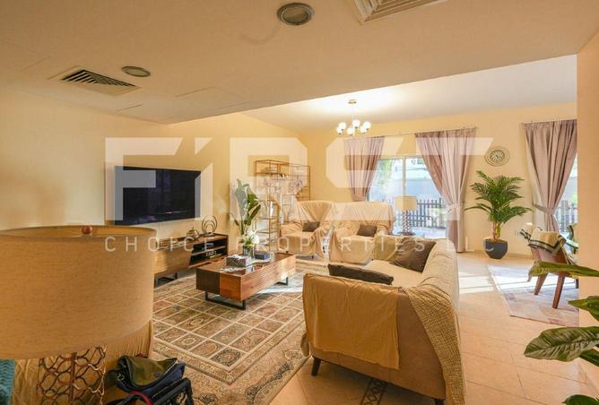 126100011 - Property Image 2