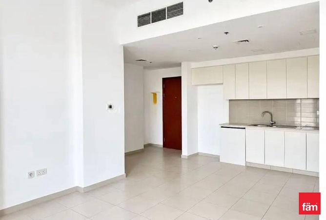 94032163 - Property Image 3