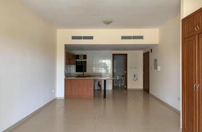 Apartment - Studio - 1 Bathroom for rent in Golf Apartments - Al Hamra Village - Ras Al Khaimah