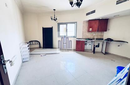 Apartment - Studio - 1 Bathroom for rent in Fire Station Road - Muwaileh - Sharjah