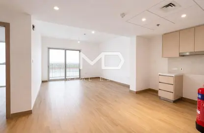 Apartment - 1 Bedroom - 1 Bathroom for rent in Waters Edge - Yas Island - Abu Dhabi