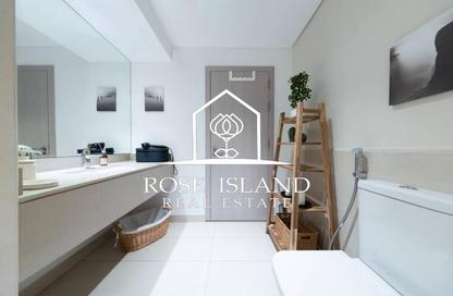 Apartment - 1 Bedroom - 1 Bathroom for sale in Waters Edge - Yas Island - Abu Dhabi