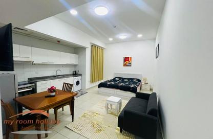 Apartment - Studio - 1 Bathroom for rent in Falcon Tower - Business Bay - Dubai