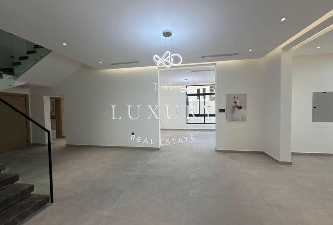 16111035 - صورة العقار 2