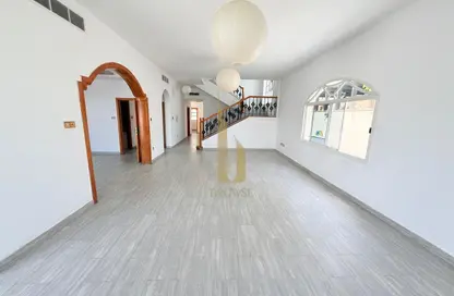 Villa - 4 Bedrooms - 4 Bathrooms for rent in Umm Suqeim 2 Villas - Umm Suqeim 2 - Umm Suqeim - Dubai