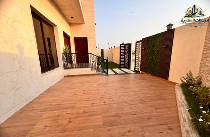 Villa - 5 Bedrooms - 7 Bathrooms for sale in Al Yasmeen 1 - Al Yasmeen - Ajman