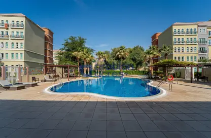 شقة - 2 غرف نوم - 3 حمامات للبيع في مبنى 131 - طراز حديث - ديسكفري جاردنز - دبي