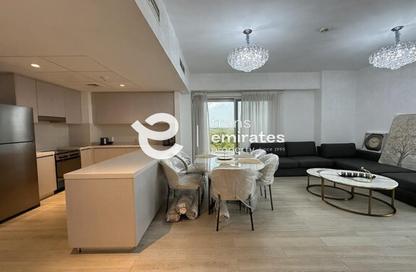 Apartment - 3 Bedrooms - 3 Bathrooms for rent in Waters Edge - Yas Island - Abu Dhabi