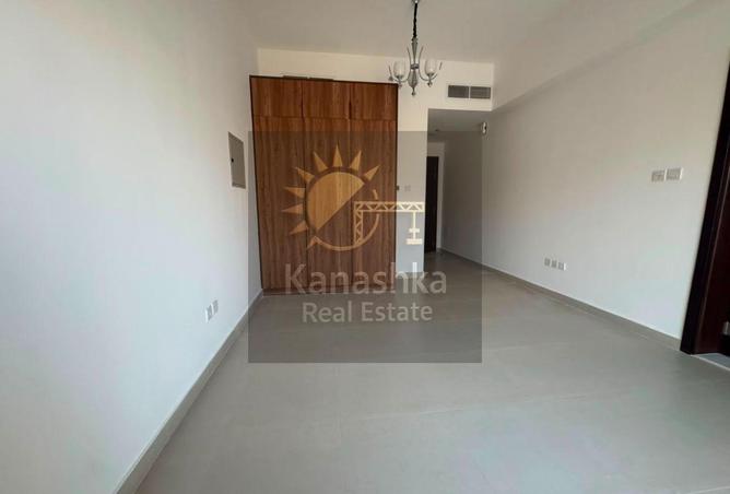 136567900 - Property Image 2