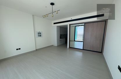 Apartment - Studio - 1 for rent in Binghatti Lavender - District 10 - Jumeirah Village Circle - Dubai Apartment - Studio - 1 for rent in Binghatti Lavender - District 10 - Jumeirah Village Circle - Dubai