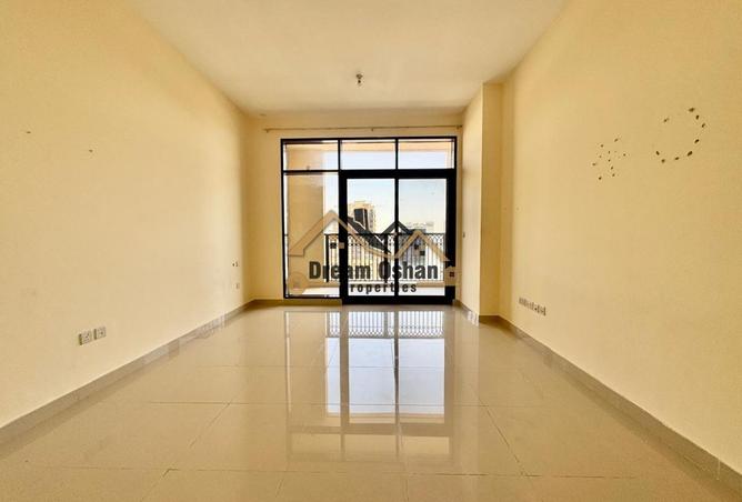 83667287 - Property Image 3