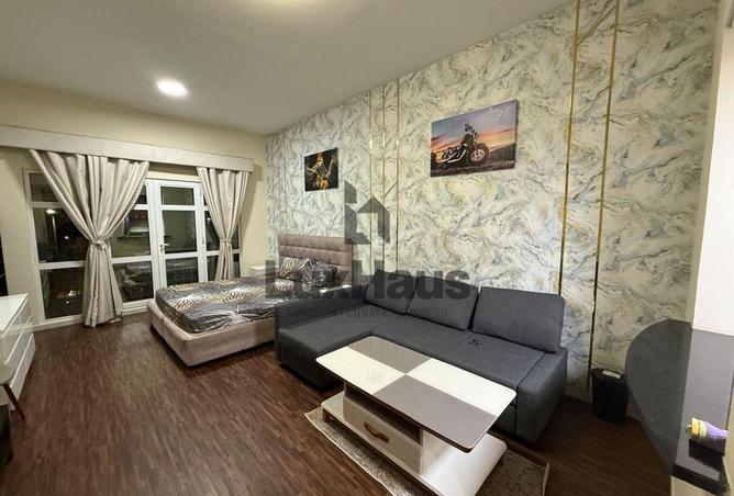 123387604 - Property Main Image