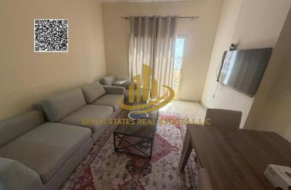 شقة - غرفة نوم - 2 حمامات للايجار في عمارة عزير - 3  الروضة - الروضة - عجمان