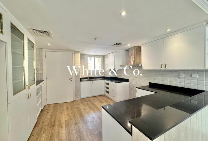 77782031 - Property Image 2