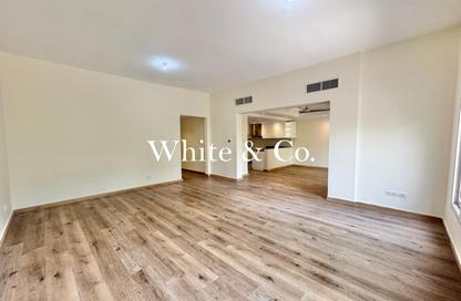 Villa - 3 Bedrooms - 3 Bathrooms for rent in Springs 4 - The Springs - Dubai