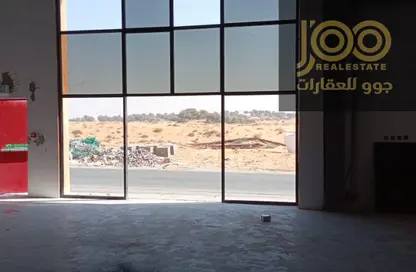 مستودع - استوديو - 3 حمامات للايجار في أم الثعوب - أم القيوين