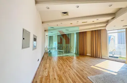 مكتب - استوديو - 1 حمام للايجار في برج بارك لين - الخليج التجاري - دبي