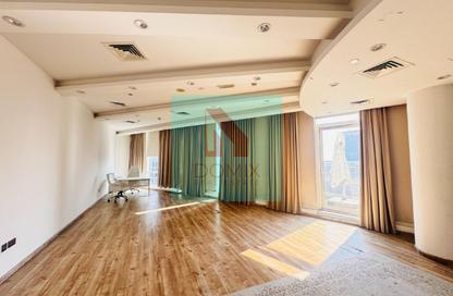 Office Space - Studio - 1 Bathroom for rent in Park Lane Tower - Business Bay - Dubai