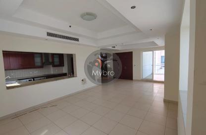 Apartment - 2 - 3 for rent in Bin Hendi Tower - Al Mankhool - Bur Dubai - Dubai Apartment - 2 - 3 for rent in Bin Hendi Tower - Al Mankhool - Bur Dubai - Dubai