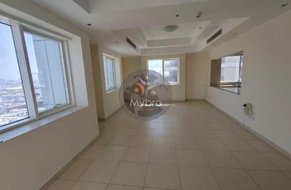 Apartment - 2 - 3 for rent in Bin Hendi Tower - Al Mankhool - Bur Dubai - Dubai Apartment - 2 - 3 for rent in Bin Hendi Tower - Al Mankhool - Bur Dubai - Dubai