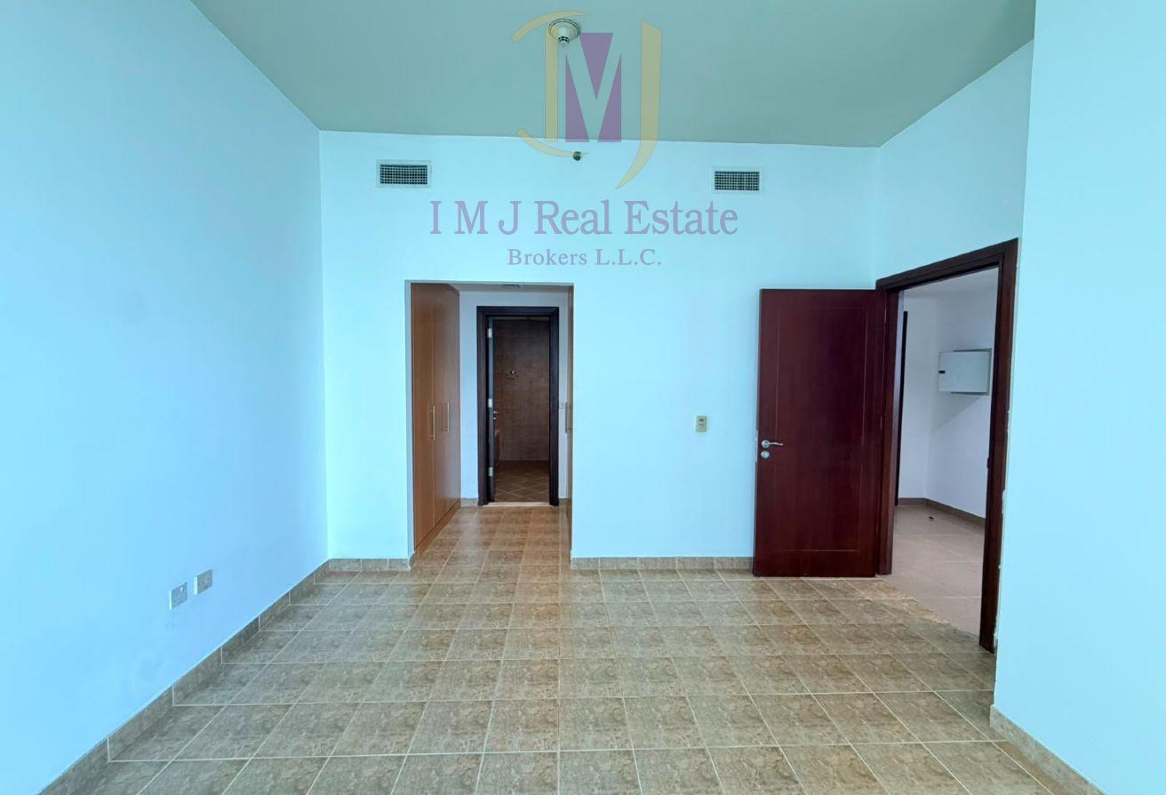 Unfurnished | Well-maintained | With Balcony photo 9