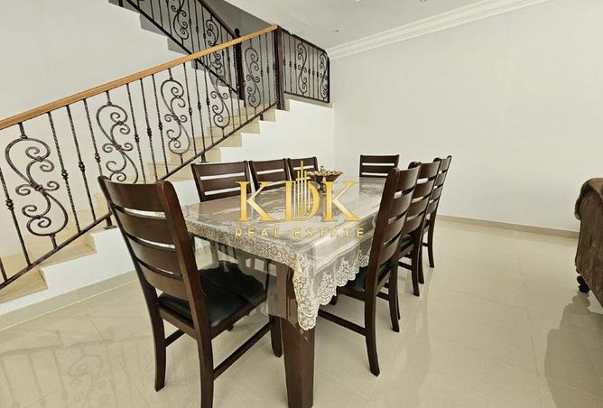 98685289 - Property Image 2