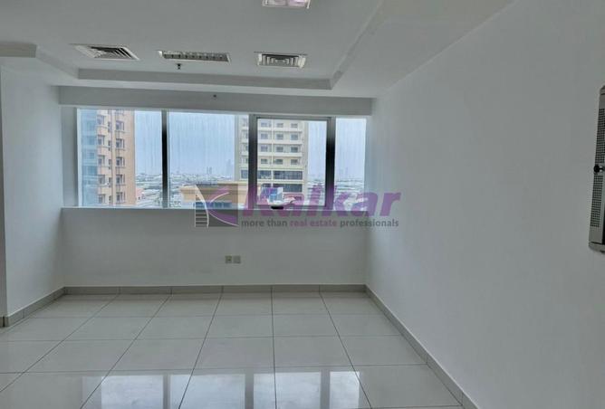 76583773 - Property Image 3