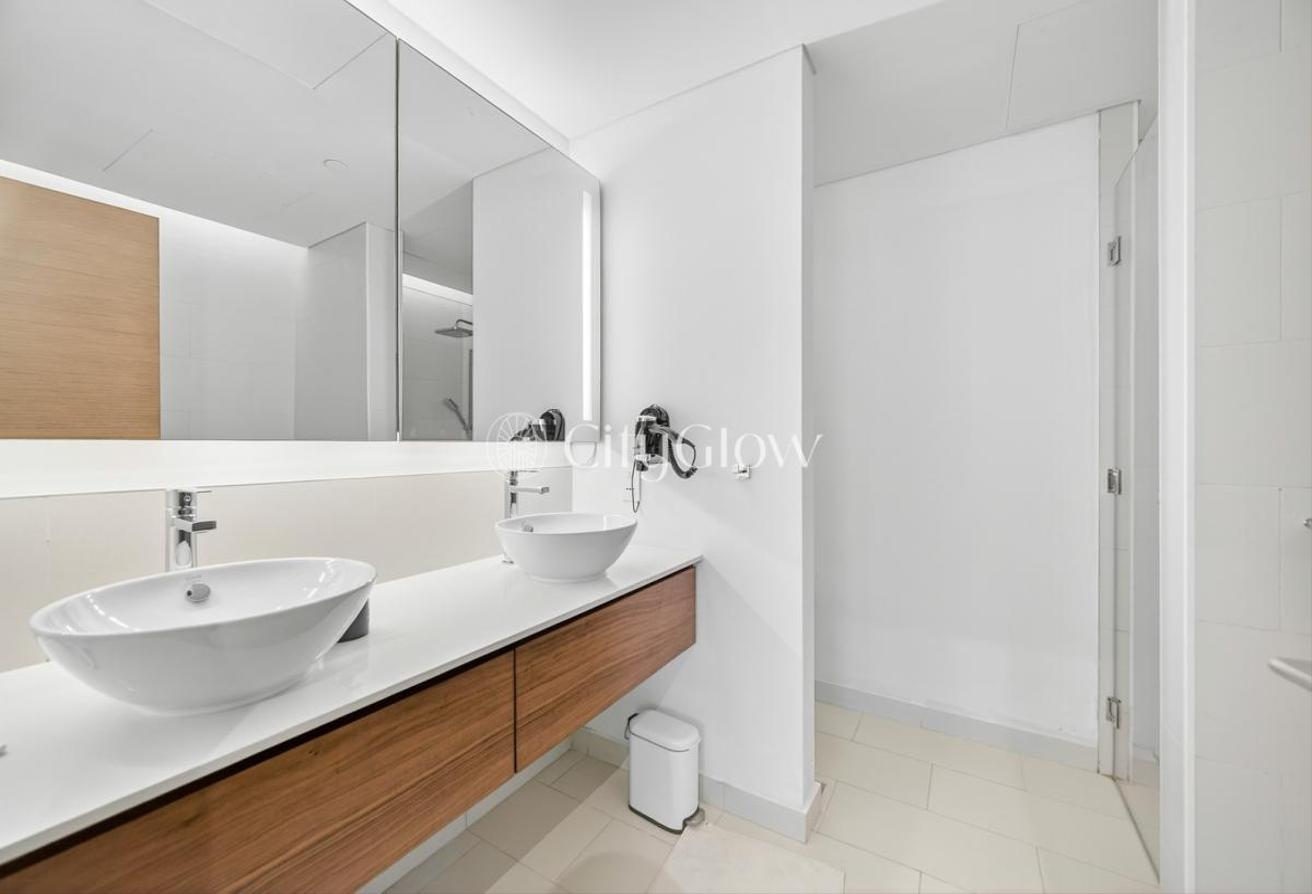 Bright | Spacious | Furnished 3 BR | Large Balcony photo 17