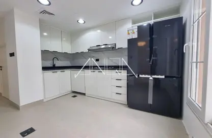 Townhouse - 2 Bedrooms - 3 Bathrooms for sale in Springs 3 - The Springs - Dubai