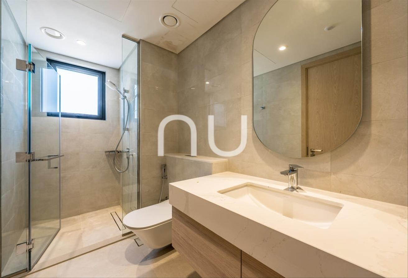 Biggest Plot | Opposite Pool | 4Bed + M photo 13