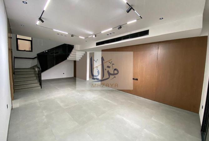 143738644 - Property Image 3