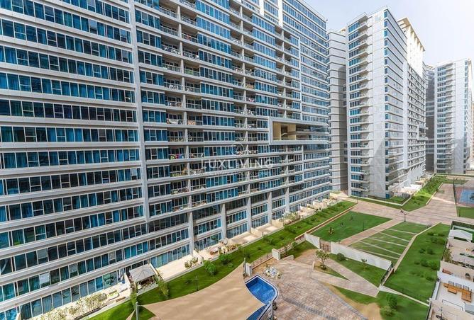 تصميم واسع | مع شرفة | جاهز للسكن