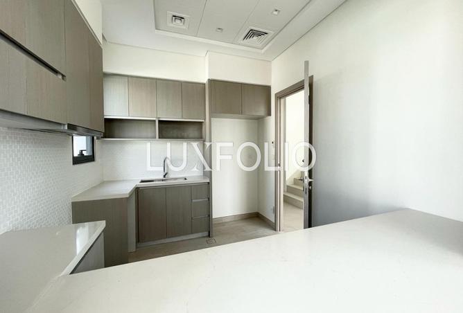 100830889 - Property Image 2