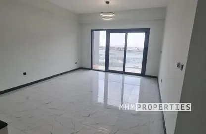 شقة - 2 غرف نوم - 3 حمامات للايجار في برج روكان C - برج روكان - روكان - دبي لاند - دبي